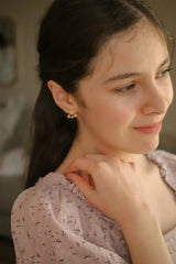 Azalea Stud in Gold - Femstylo