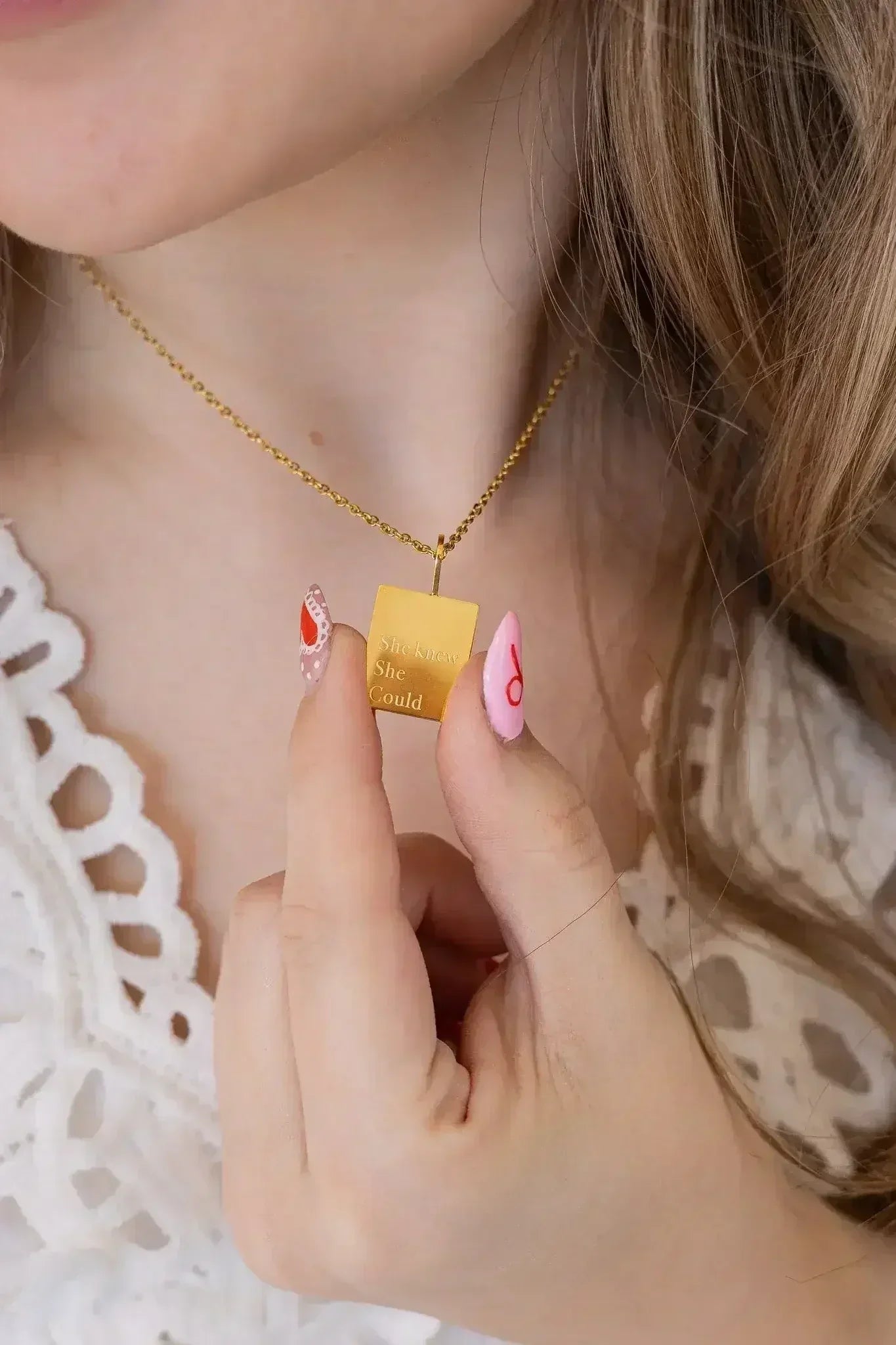 "She Knew She Could" Necklace - Femstylo