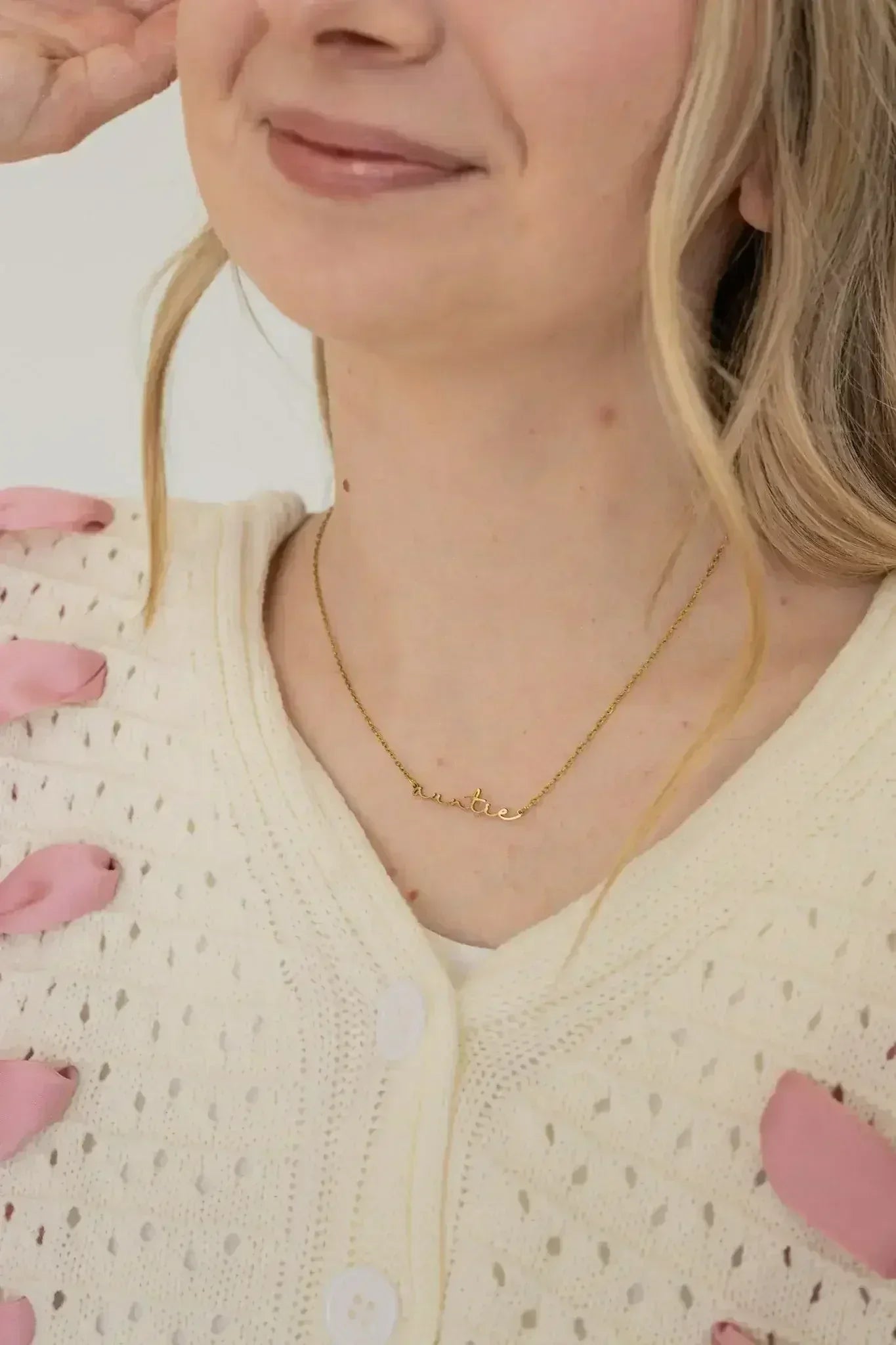 "Auntie" Necklace - Femstylo