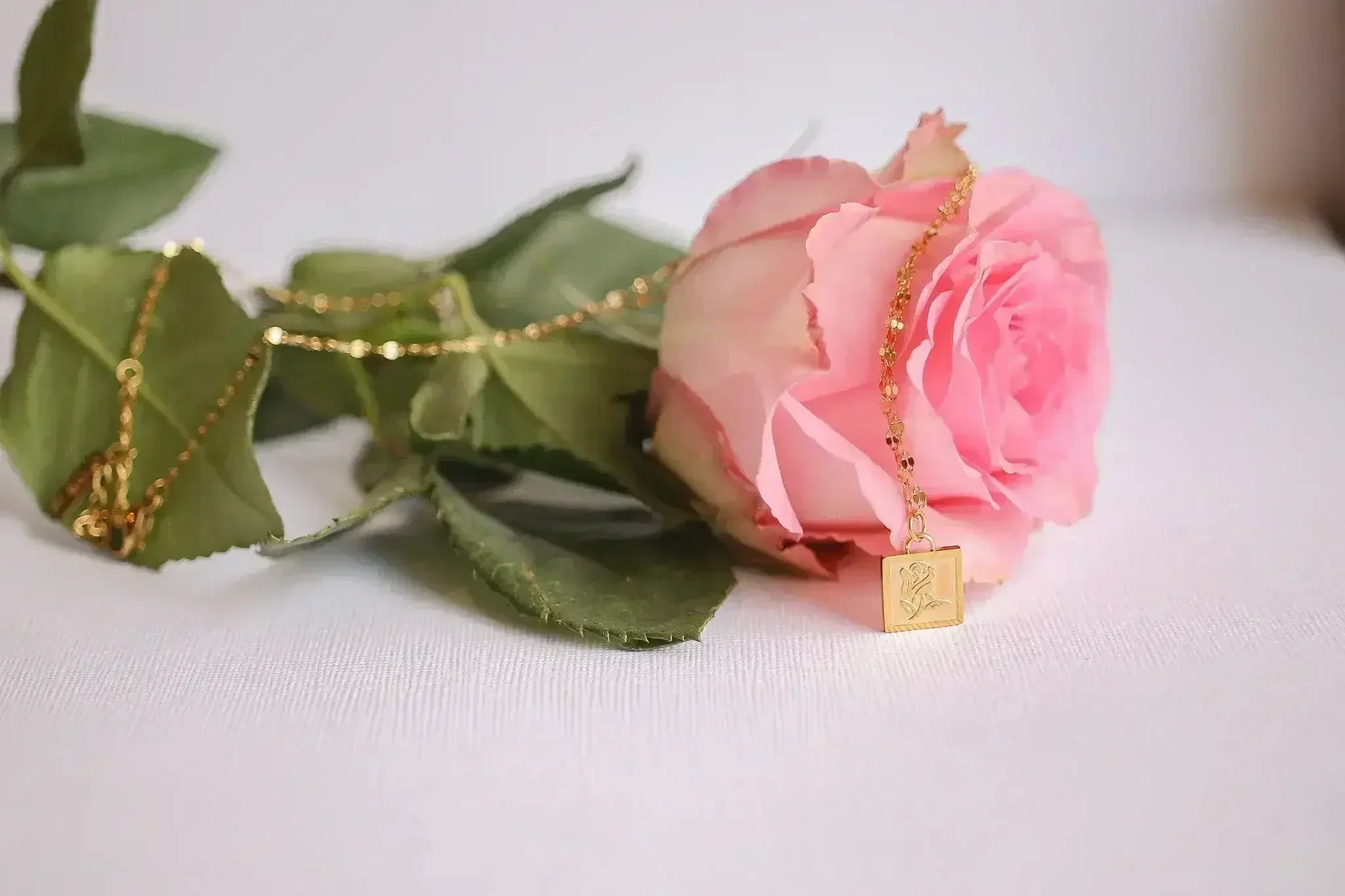 Anne Marie Necklace in Gold - Femstylo