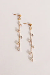 Daphne Dangle - Femstylo