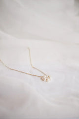 Lucy Necklace in Freshwater Pearl - Femstylo
