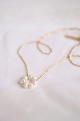 Lucy Necklace in Freshwater Pearl - Femstylo