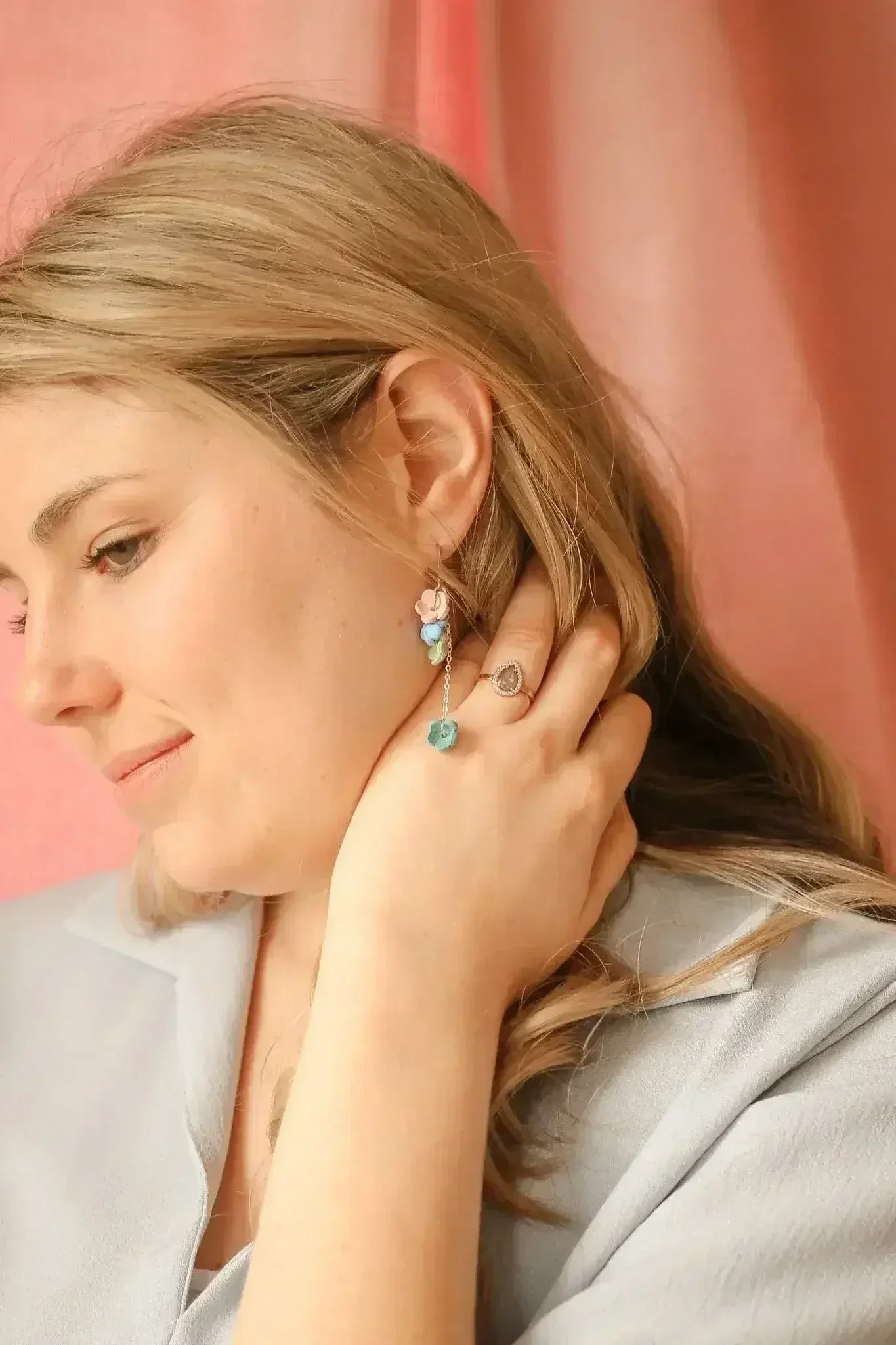 Wisteria Dangle in Spring Hues - Femstylo