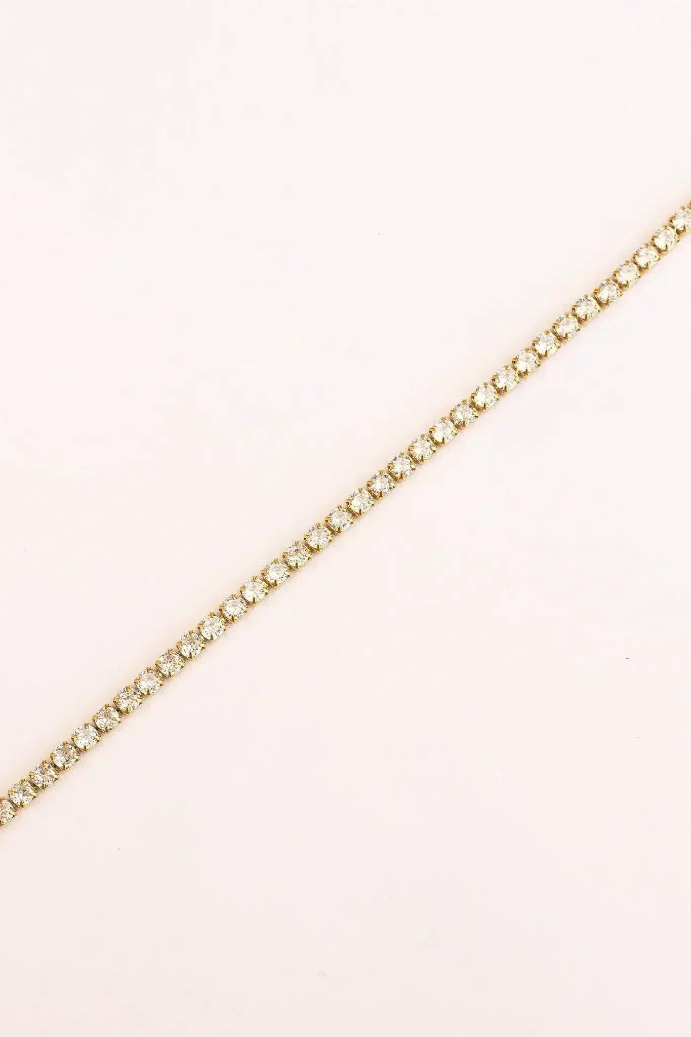 Ella Bracelet - Femstylo