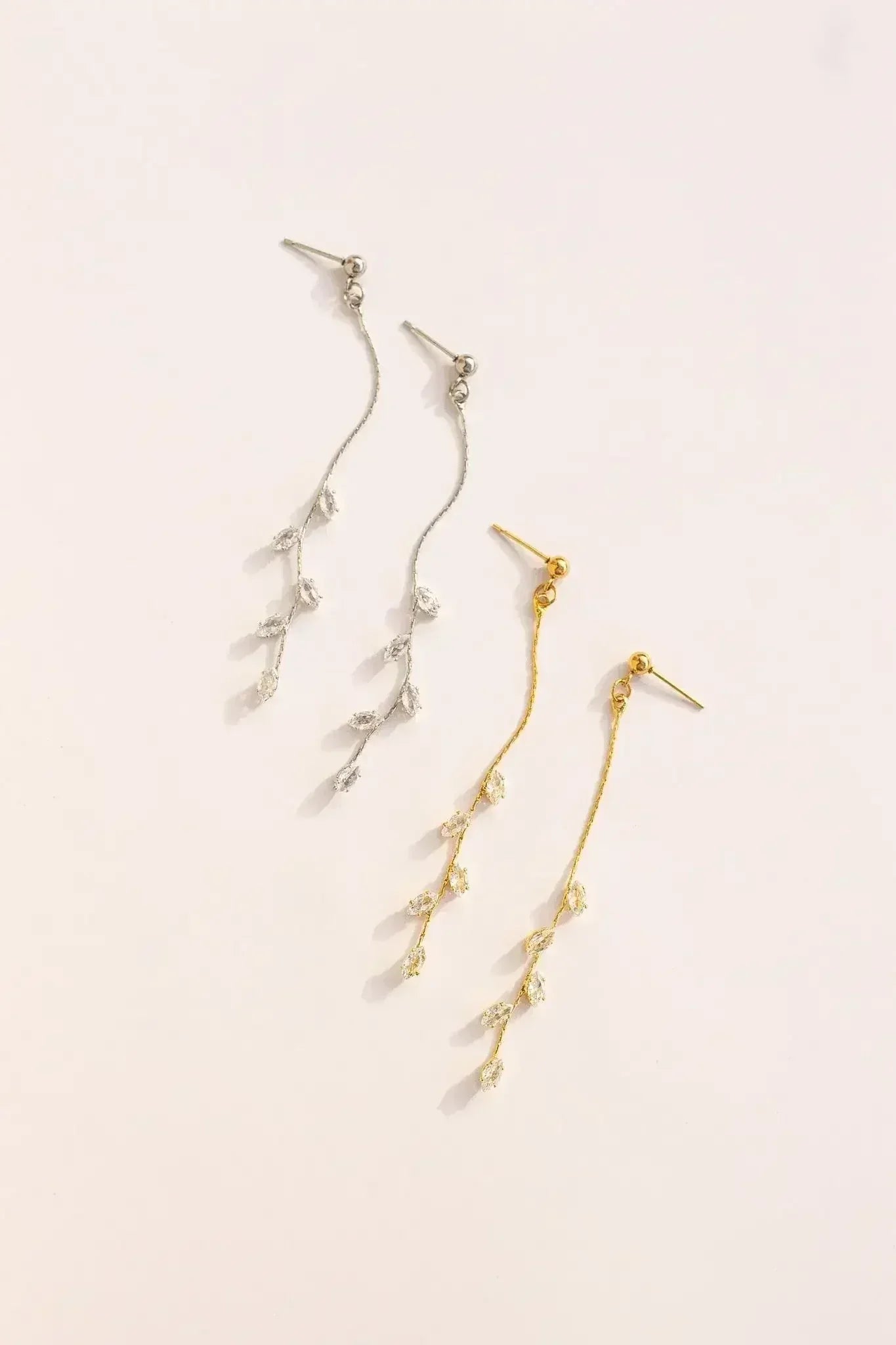 Long Daphne Dangle - Femstylo