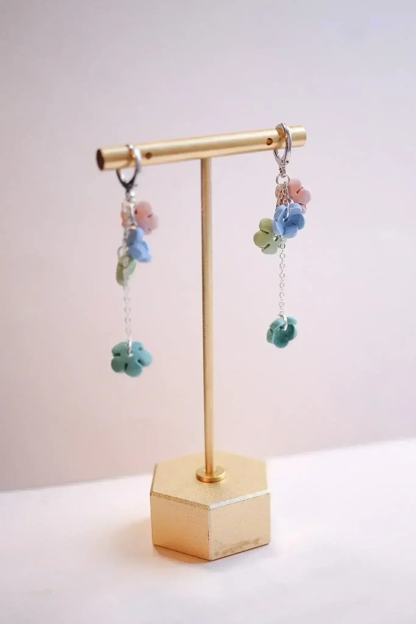 Wisteria Dangle in Spring Hues - Femstylo