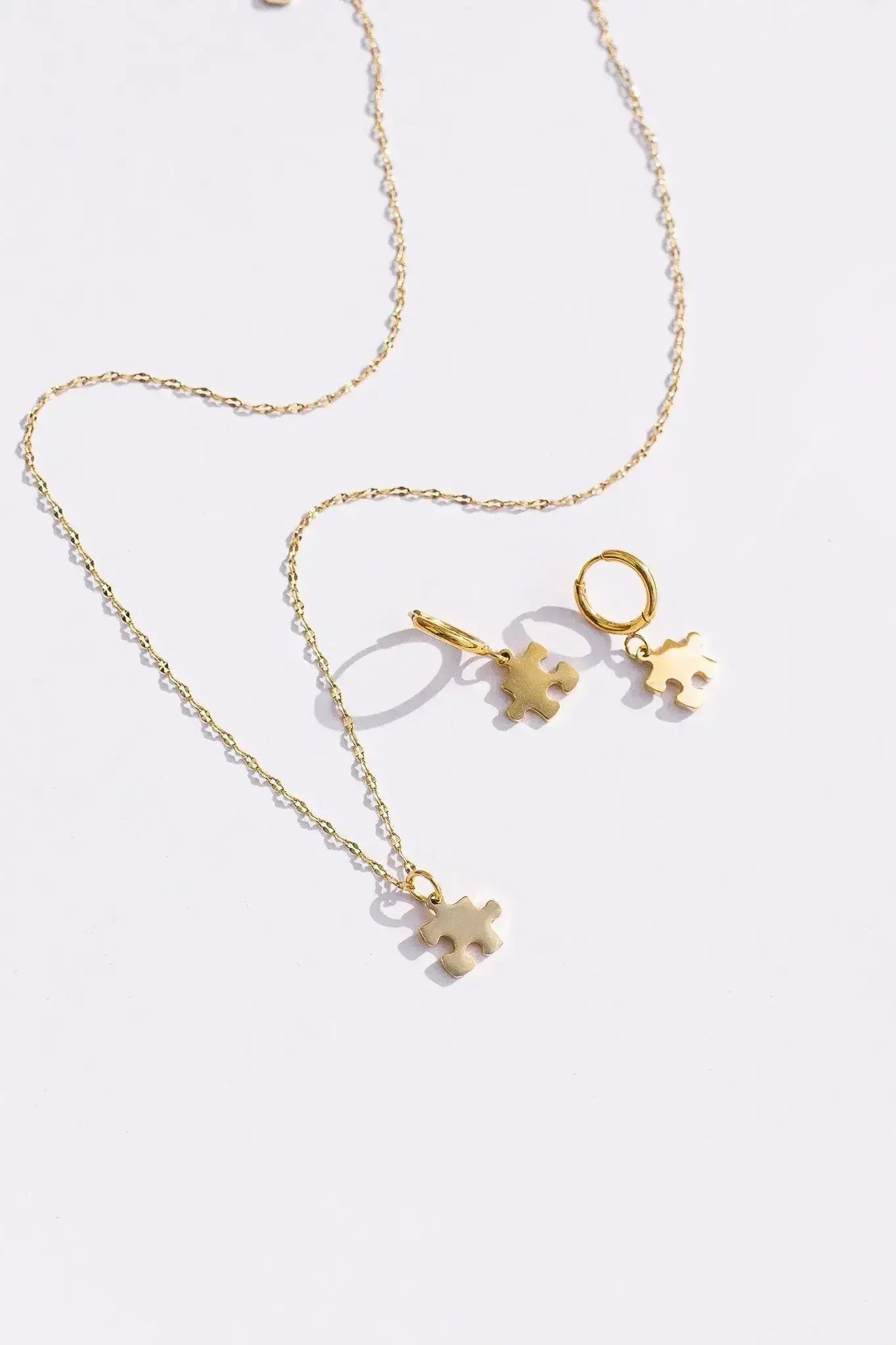 Puzzle Piece Necklace - Femstylo