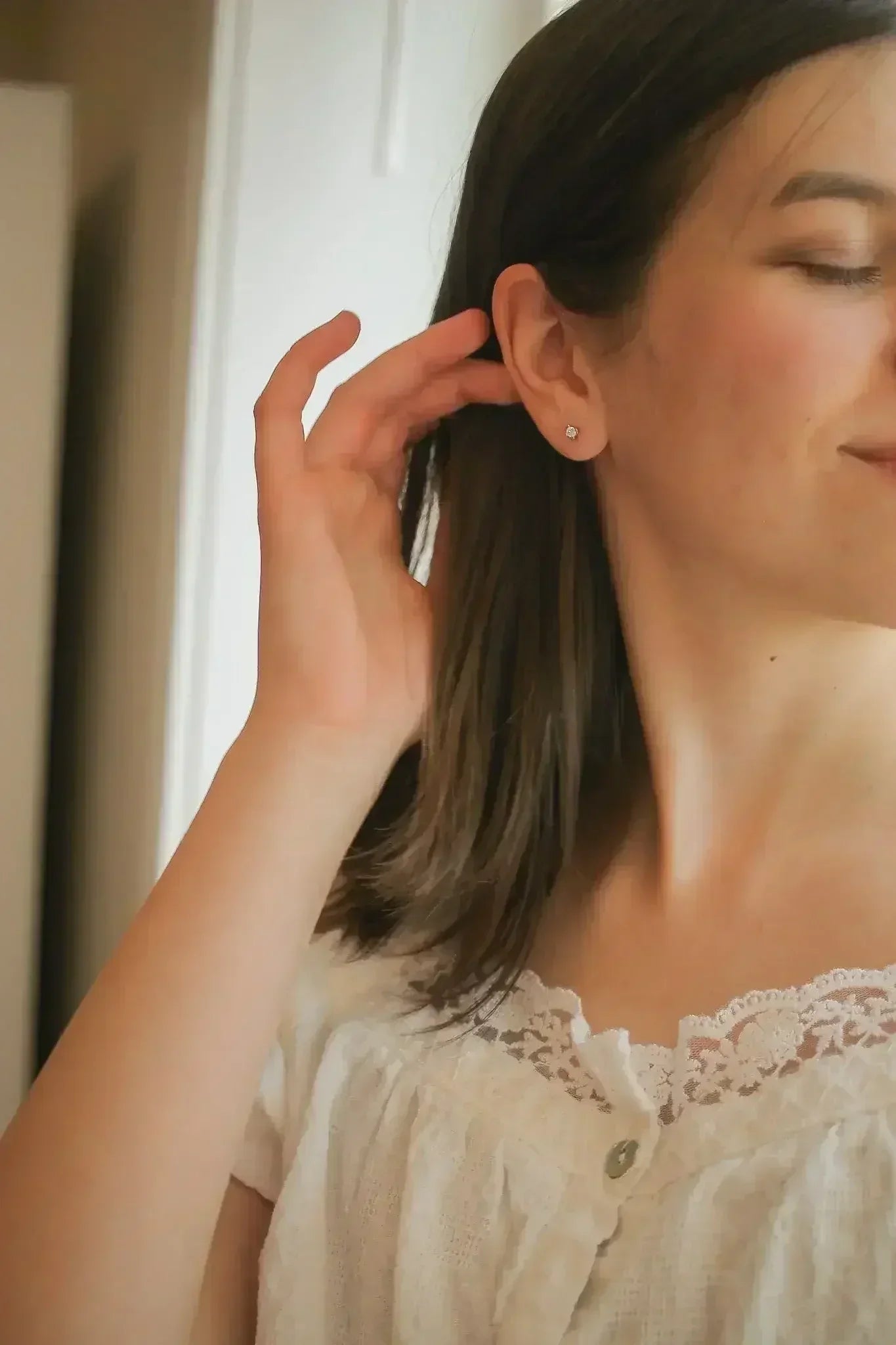 CZ Crystal Stud - Femstylo