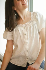 Lucy Necklace in Freshwater Pearl - Femstylo