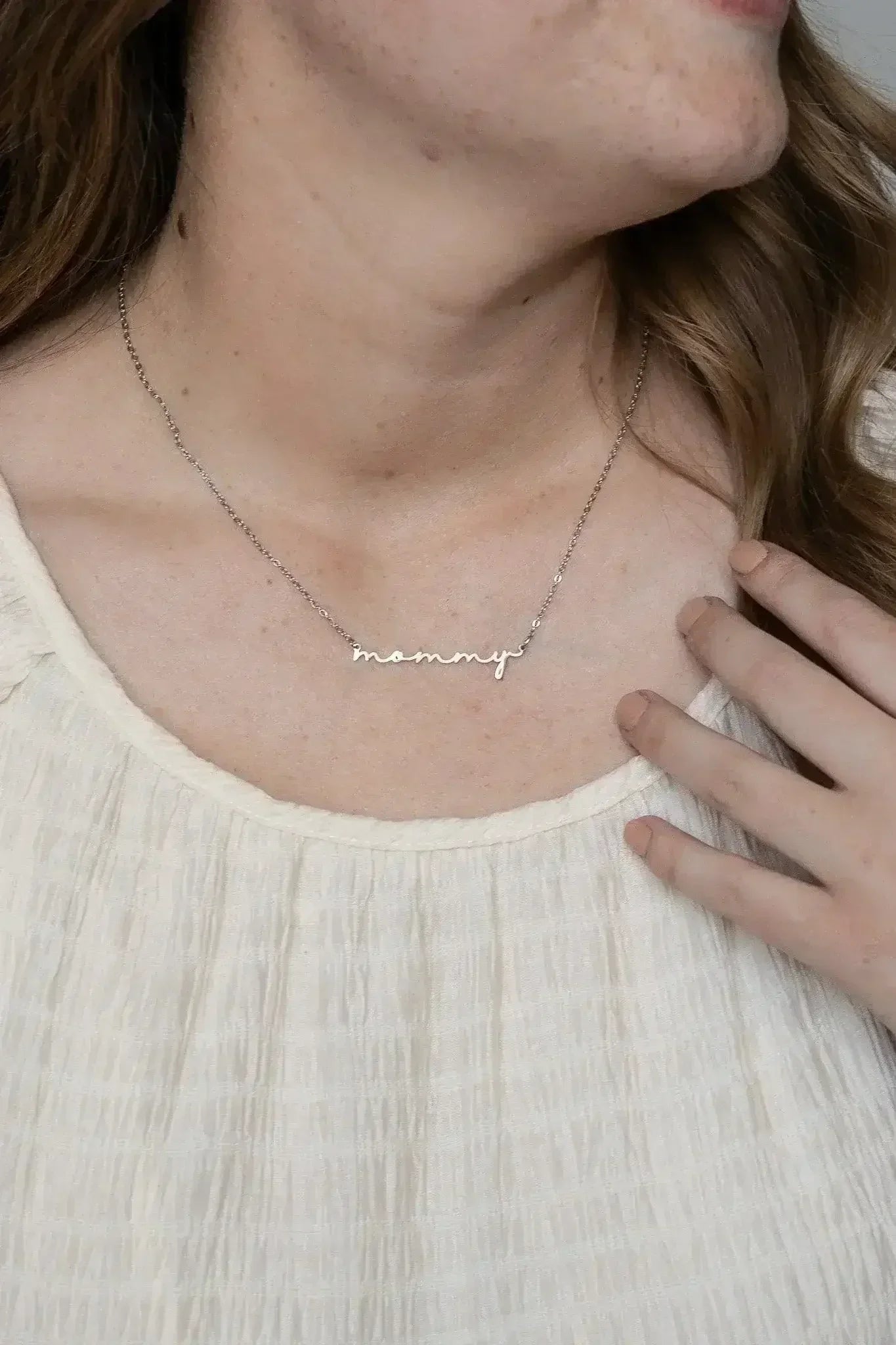 "Mommy" Necklace - Femstylo