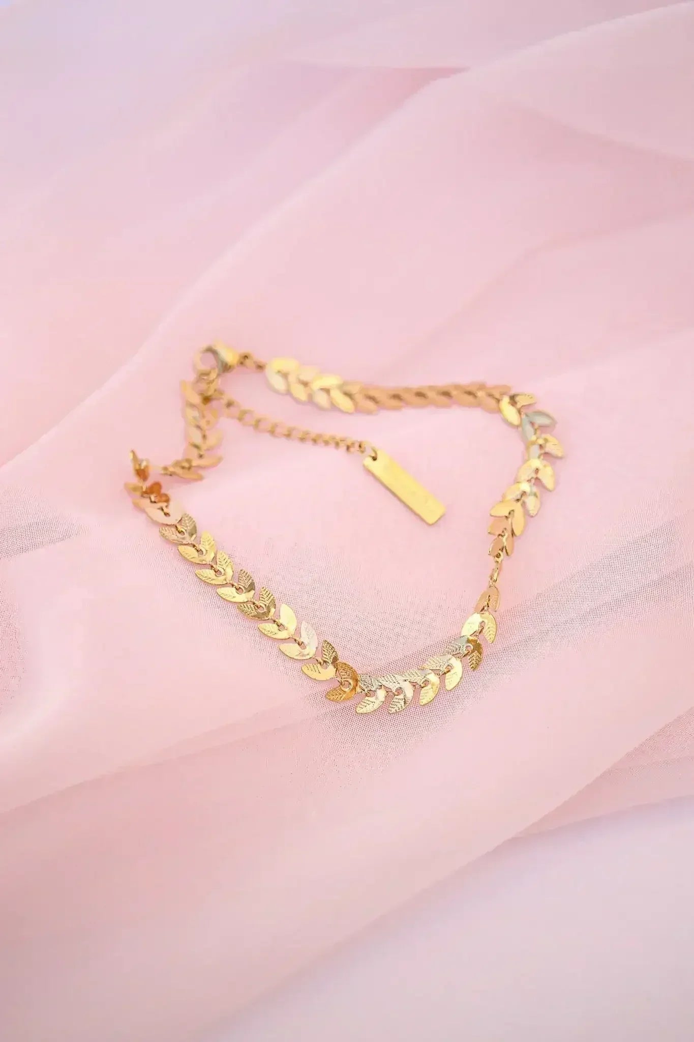 Persephone Anklet in Gold pleated Stainless steel Anklet | Femstylo - Femstylo