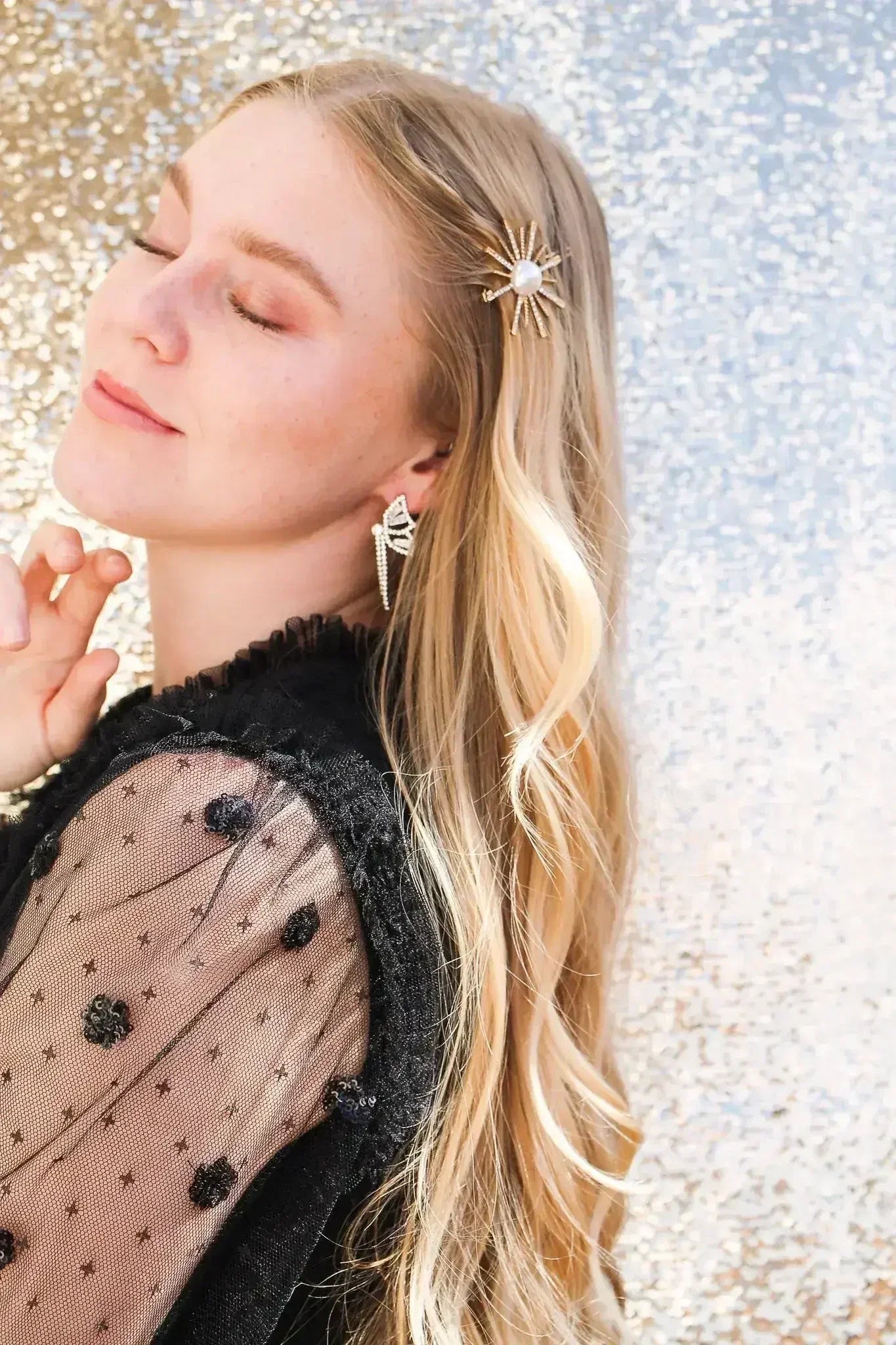 Social Butterfly Dangle in Gold - Femstylo