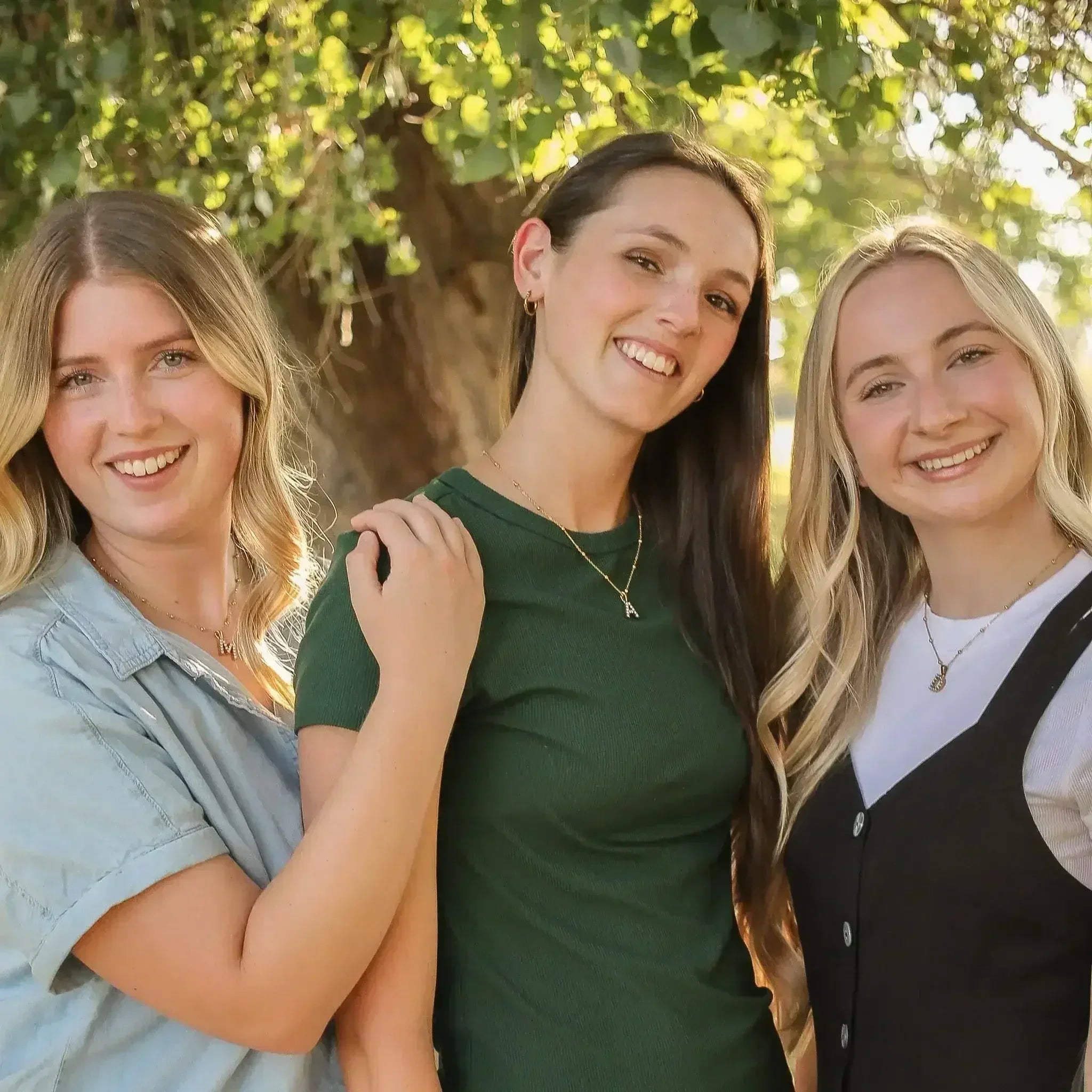 Pearl Initial Necklace - Femstylo