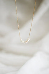 Lorelei Necklace in Dainty Pearl - Femstylo