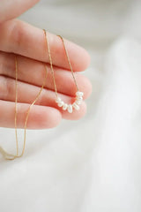 Lorelei Necklace in Dainty Pearl - Femstylo