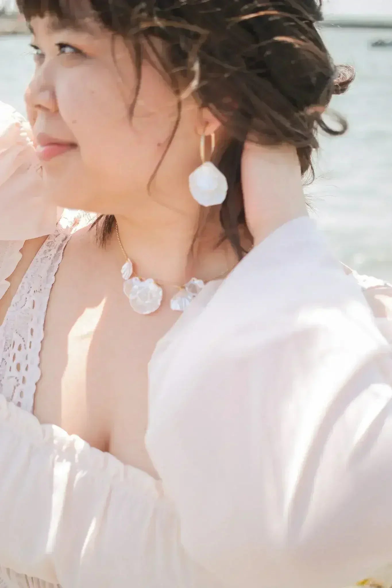 Aquamarine Necklace in Shell - Femstylo