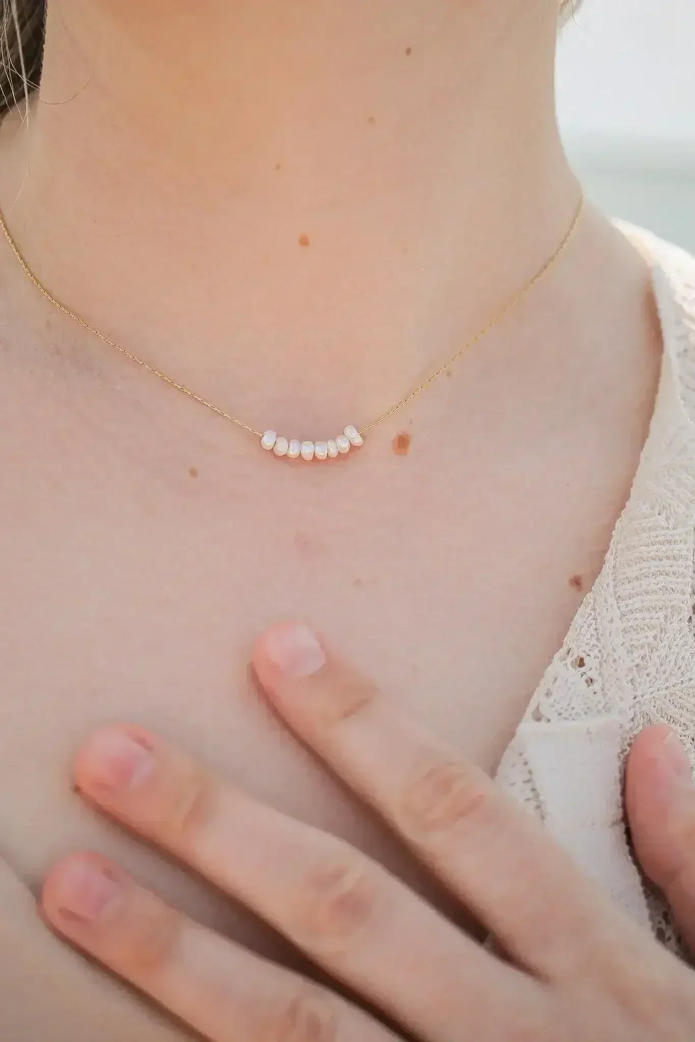 Lorelei Necklace in Dainty Pearl - Femstylo