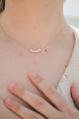Lorelei Necklace in Dainty Pearl - Femstylo