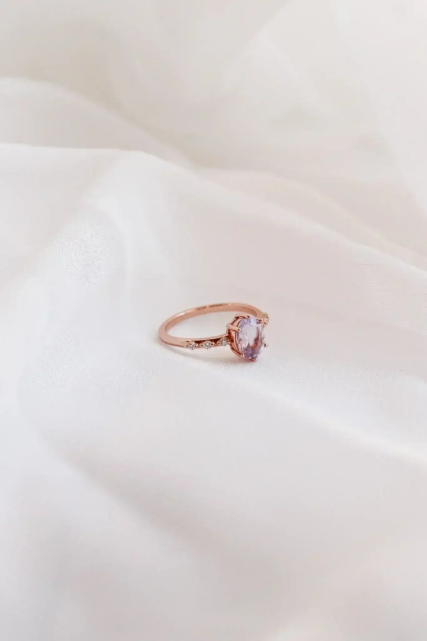 Rapunzel Ring in Lavender Quartz - Femstylo
