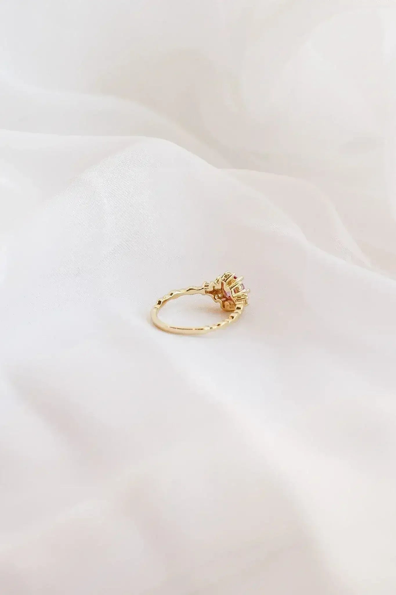 Calliope Ring in Pink Sapphire - Femstylo