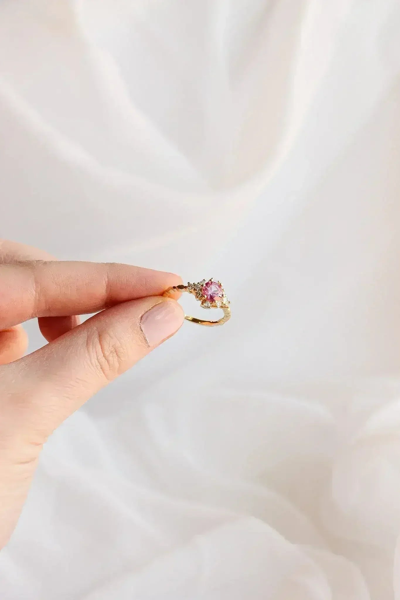 Calliope Ring in Pink Sapphire - Femstylo