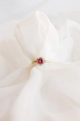 Calliope Ring in Pink Sapphire - Femstylo