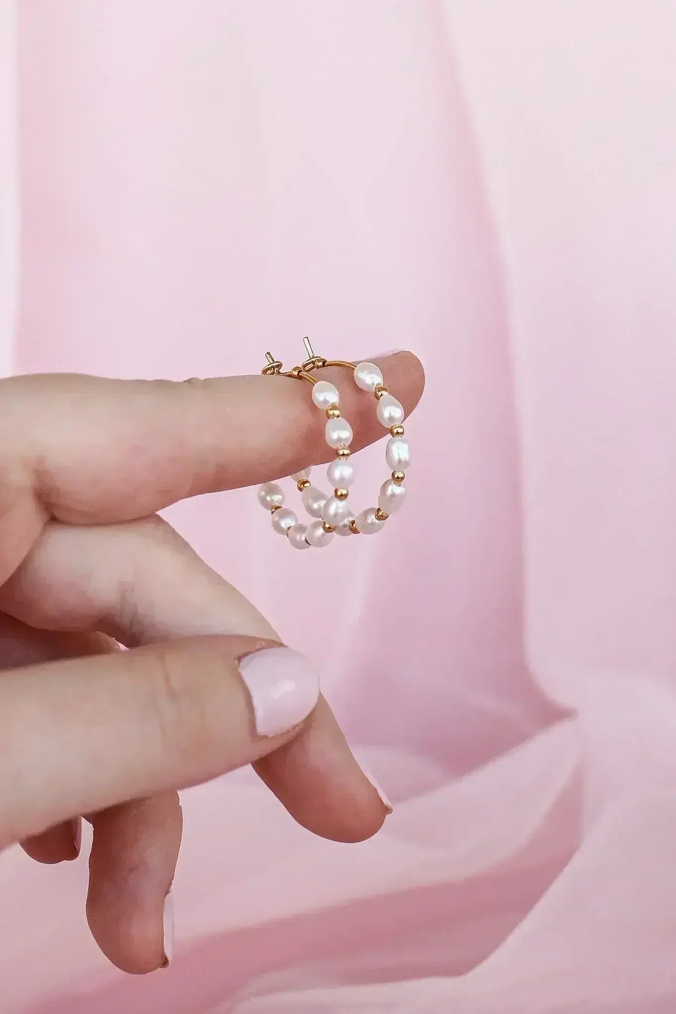 Paige Pearl Beaded Hoop - Femstylo