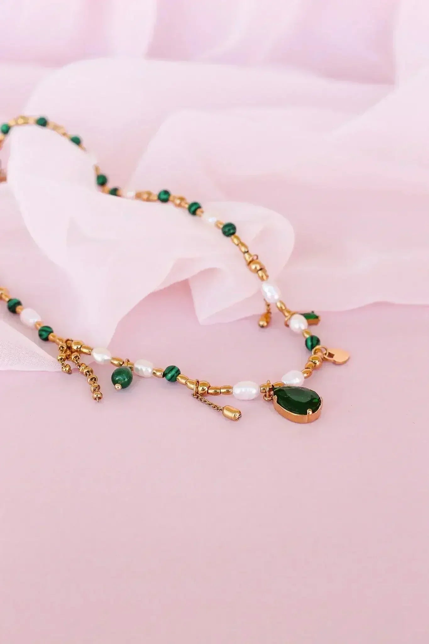 Jenna Charm Necklace - Femstylo