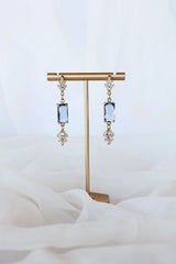 Whitney Dangle - Femstylo