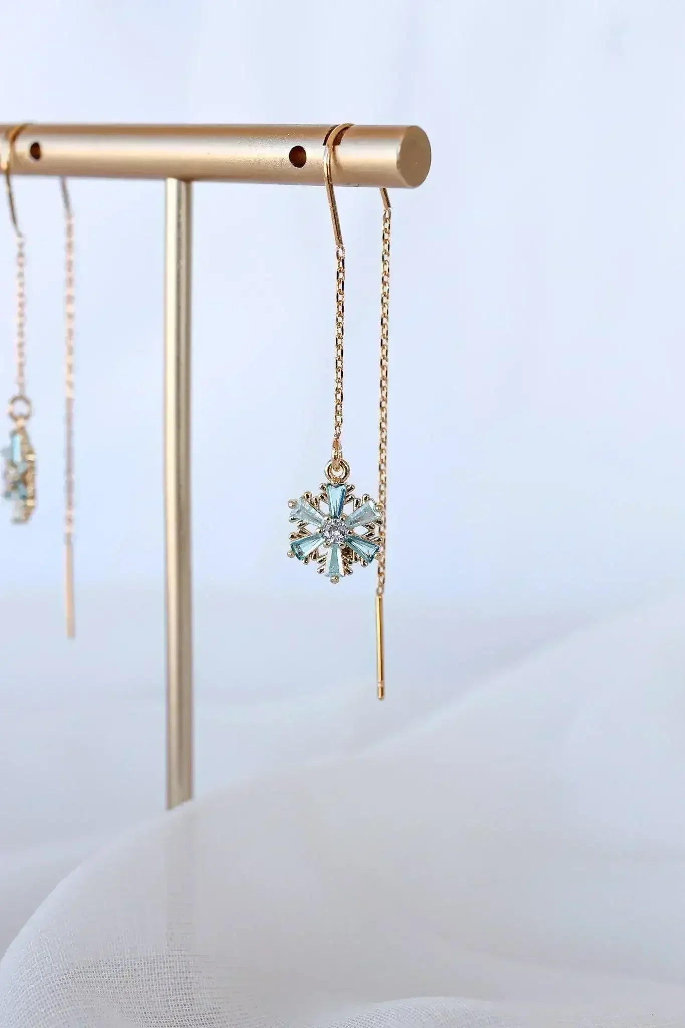 Elsa Snowflake Threader - Femstylo