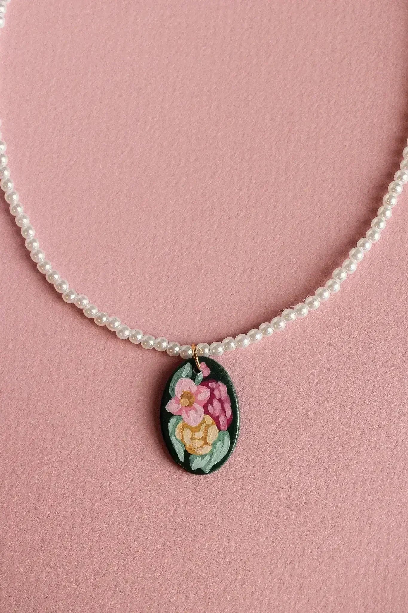 Isabella Necklace in Evergreen - Femstylo