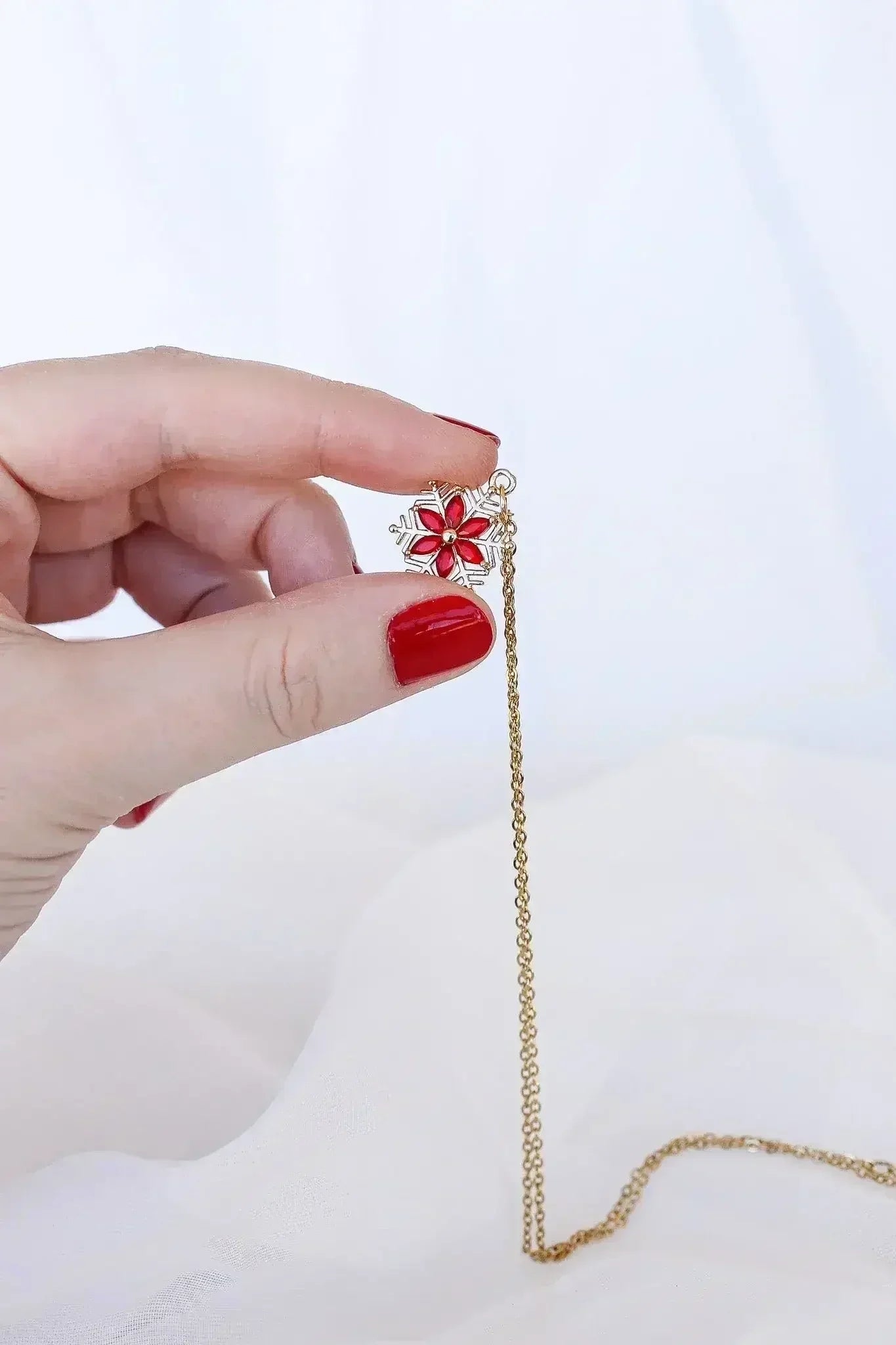 Noelle Necklace in Ruby - Femstylo