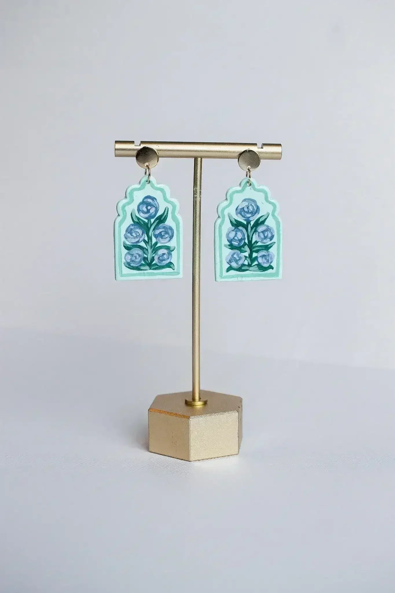 Elizabeth Dangle in Mint - Femstylo