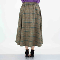Plaid Flare Midi Skirt with Pockets – Stylish & Comfortable Gray Skirt - Femstylo