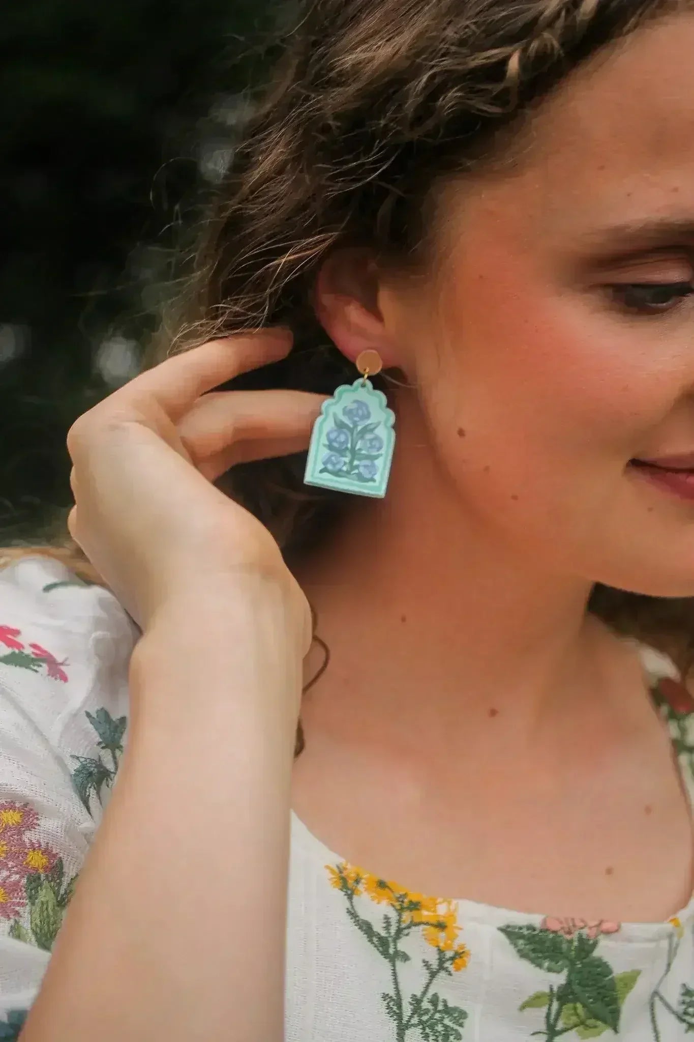 Elizabeth Dangle in Mint - Femstylo