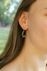 Prancer Huggie Hoop - Femstylo