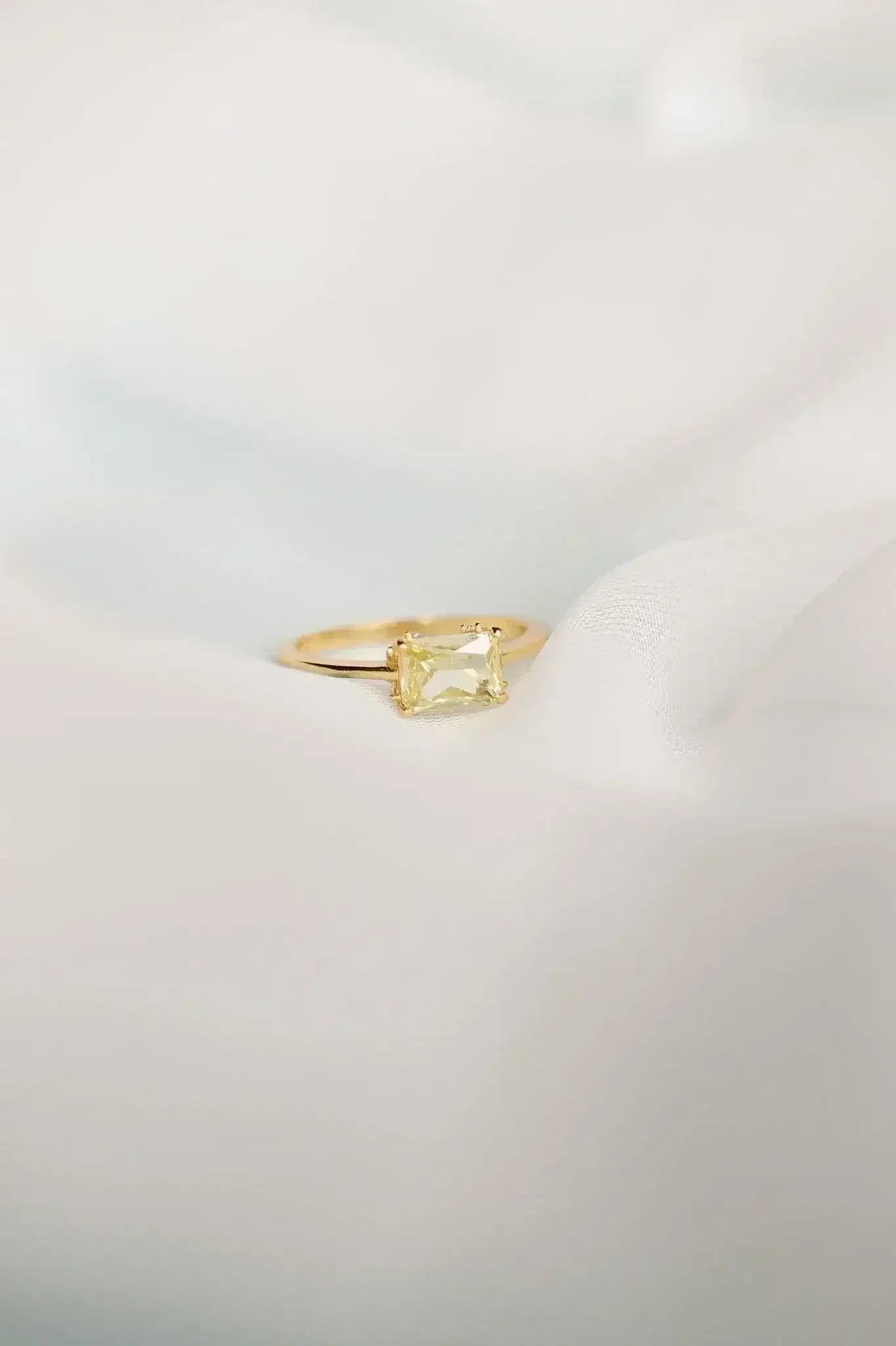Cindy Ring in Citrine - Femstylo