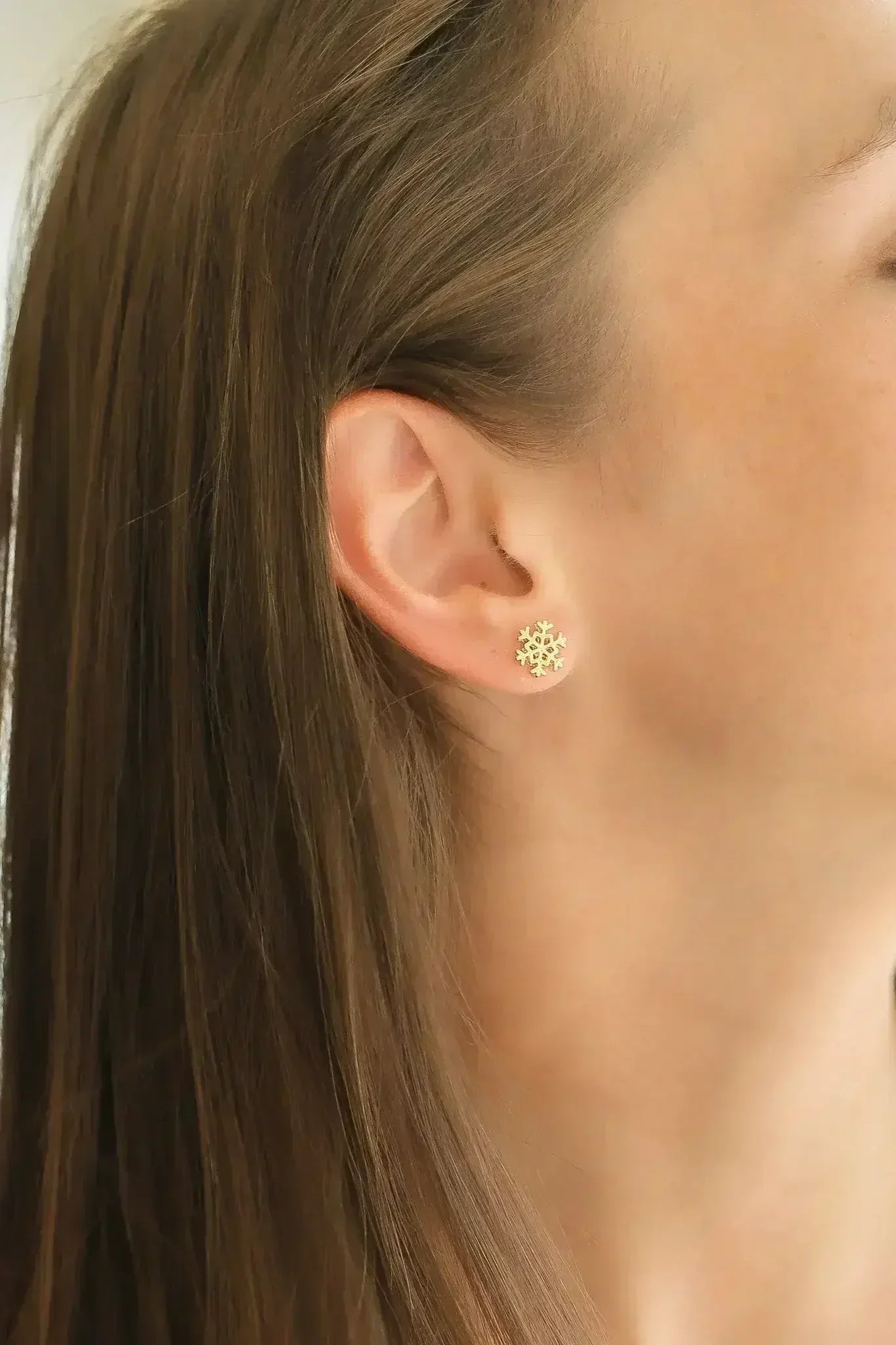 Snowflake Stud - Femstylo
