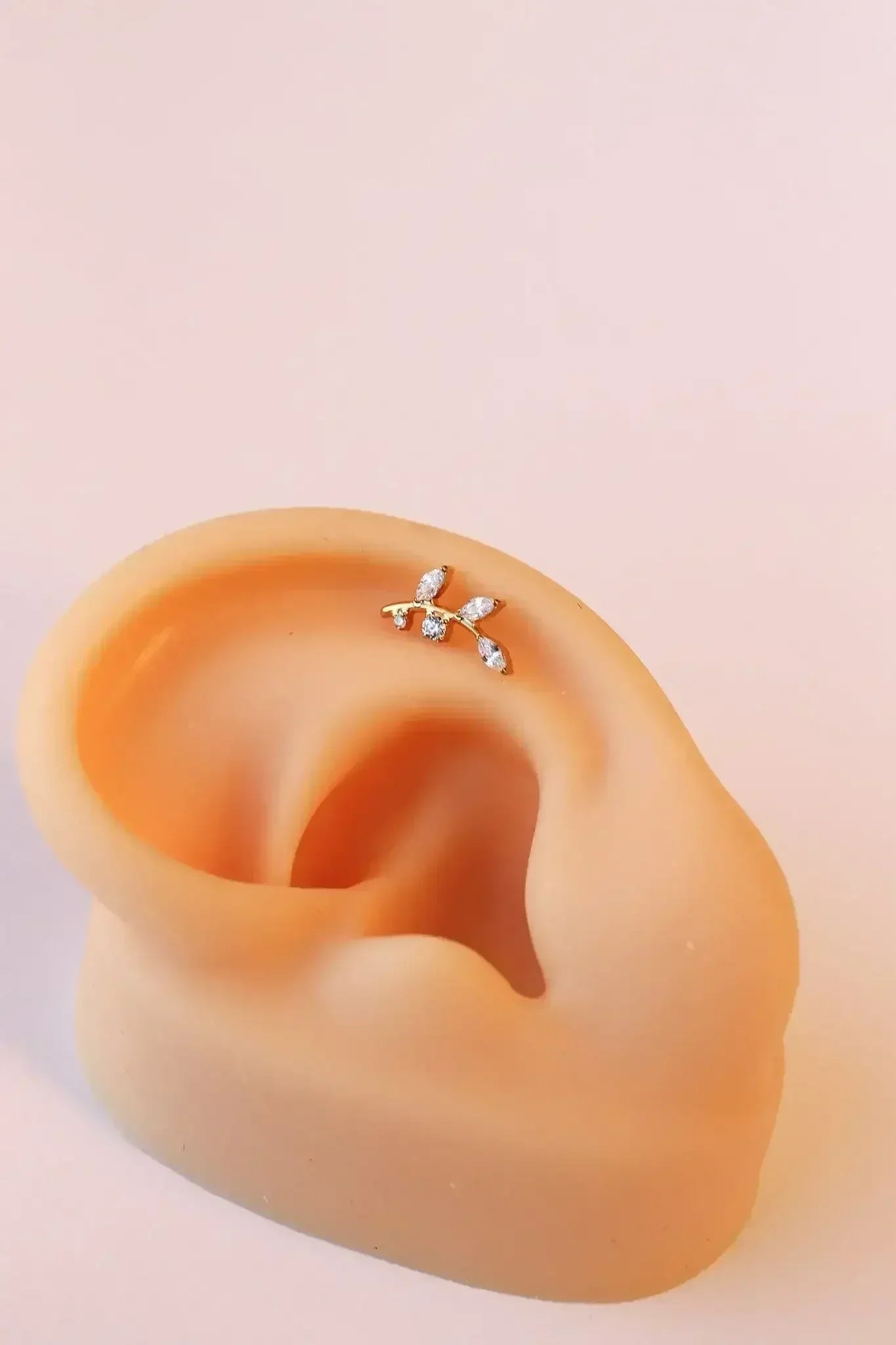 Eden Flat Back Stud - Femstylo