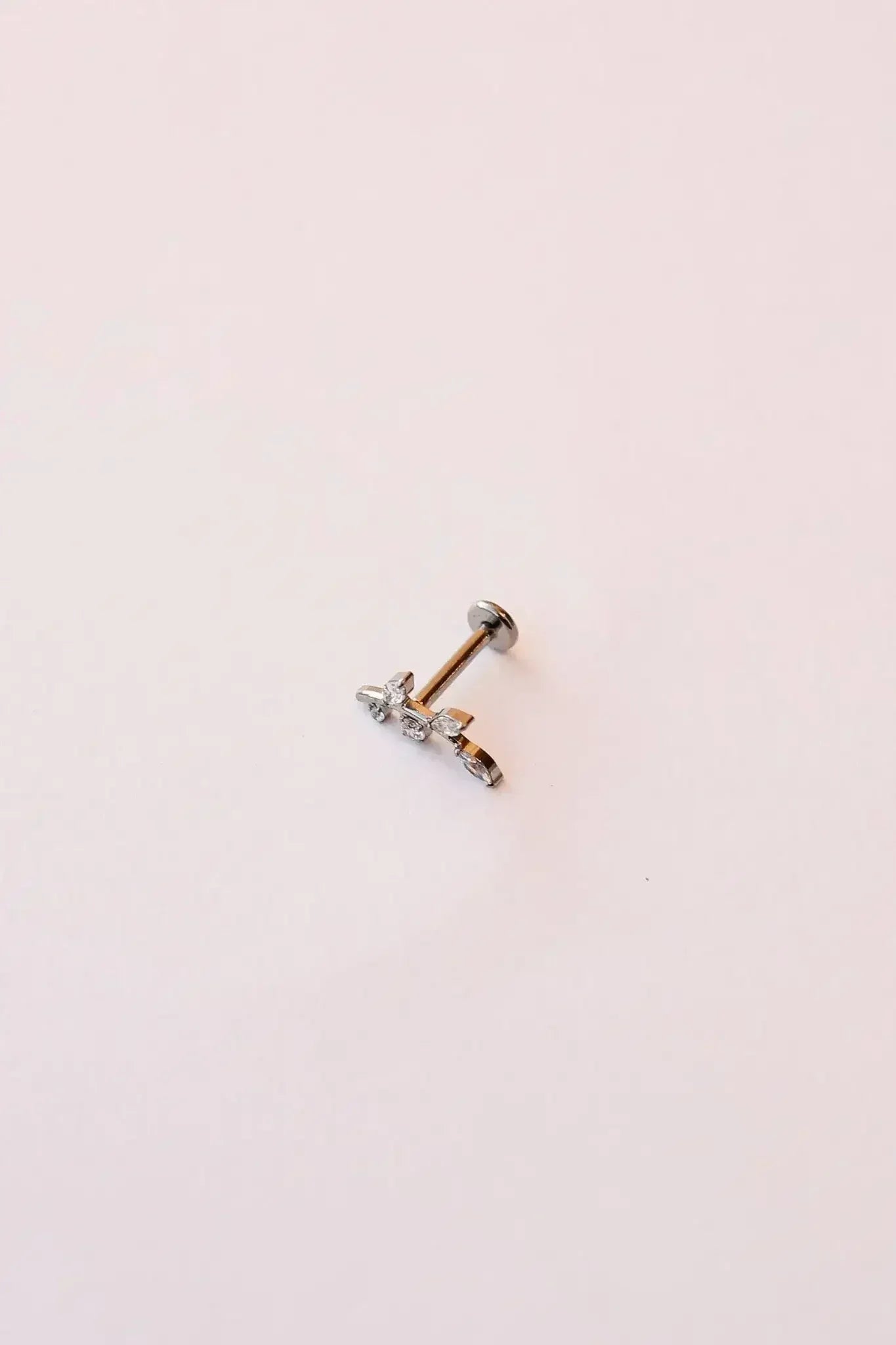 Eden Flat Back Stud - Femstylo