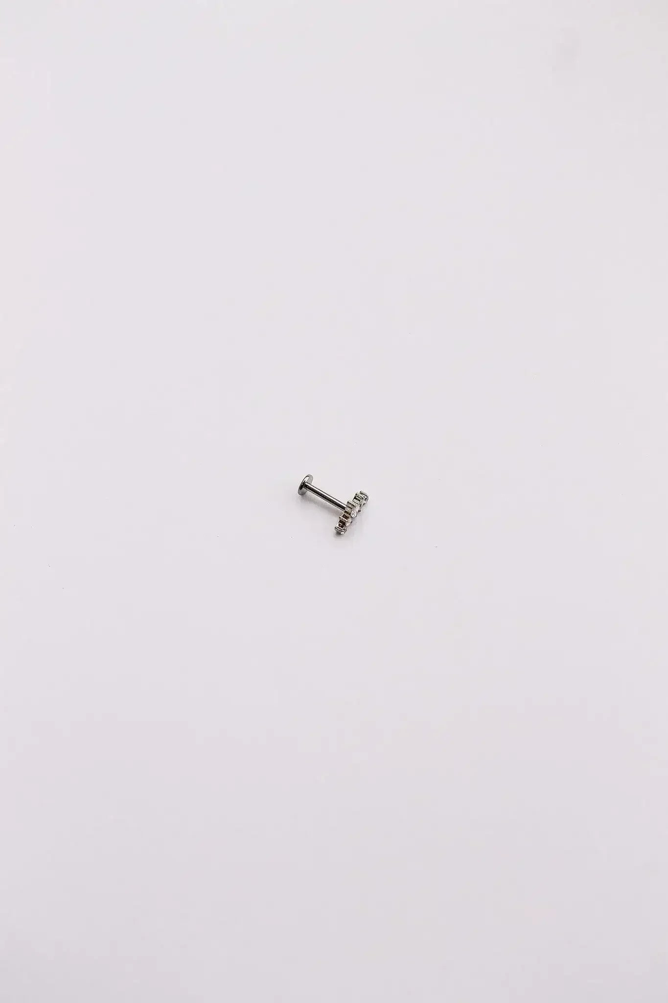 Tiara Flat Back Stud - Femstylo