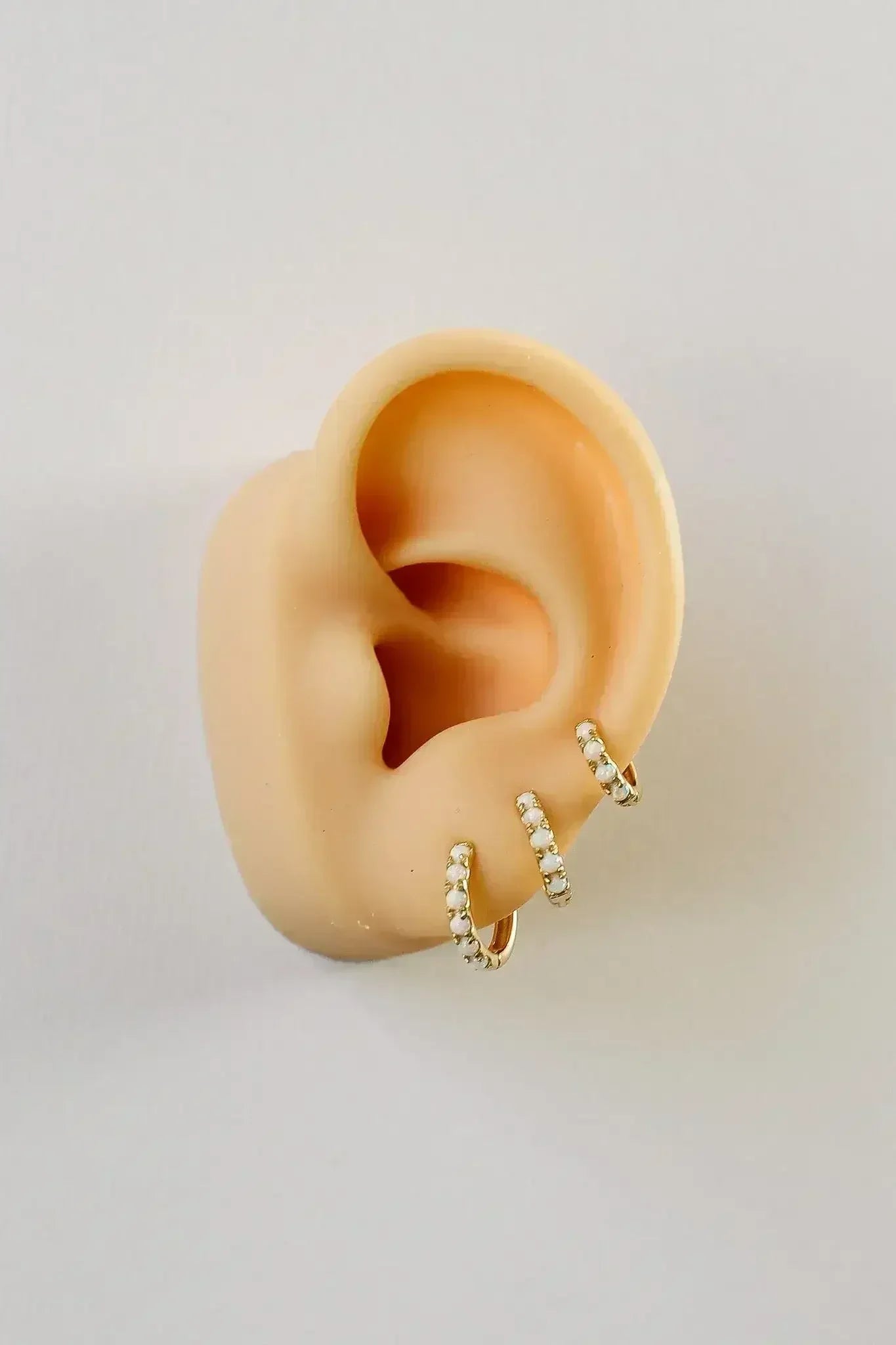 Micro Opal Hoop - Femstylo