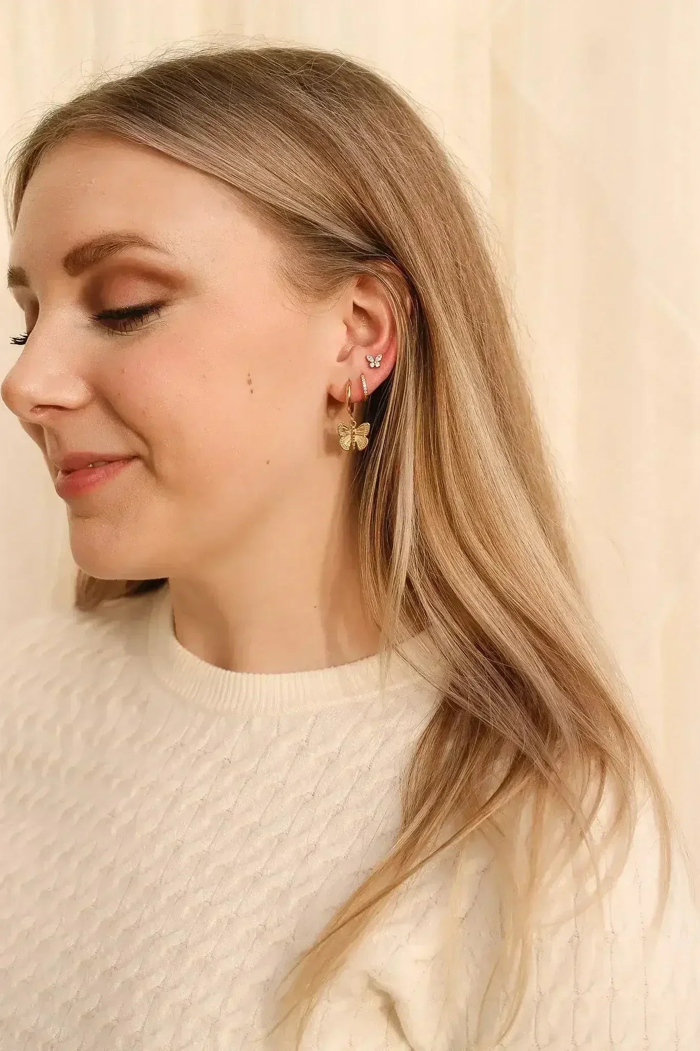 Butterfly Huggie Hoop - Femstylo