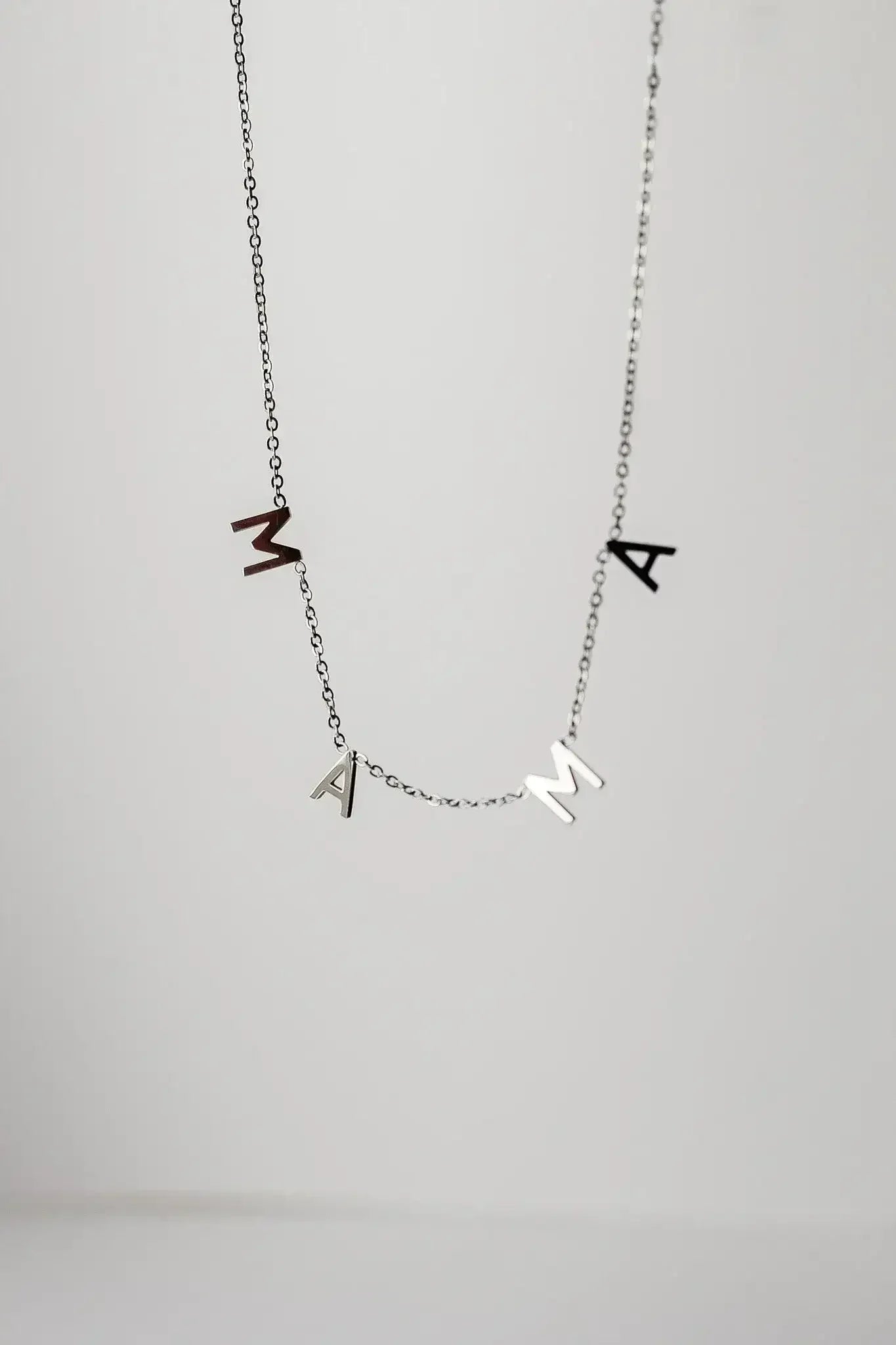 MAMA Necklace - Femstylo