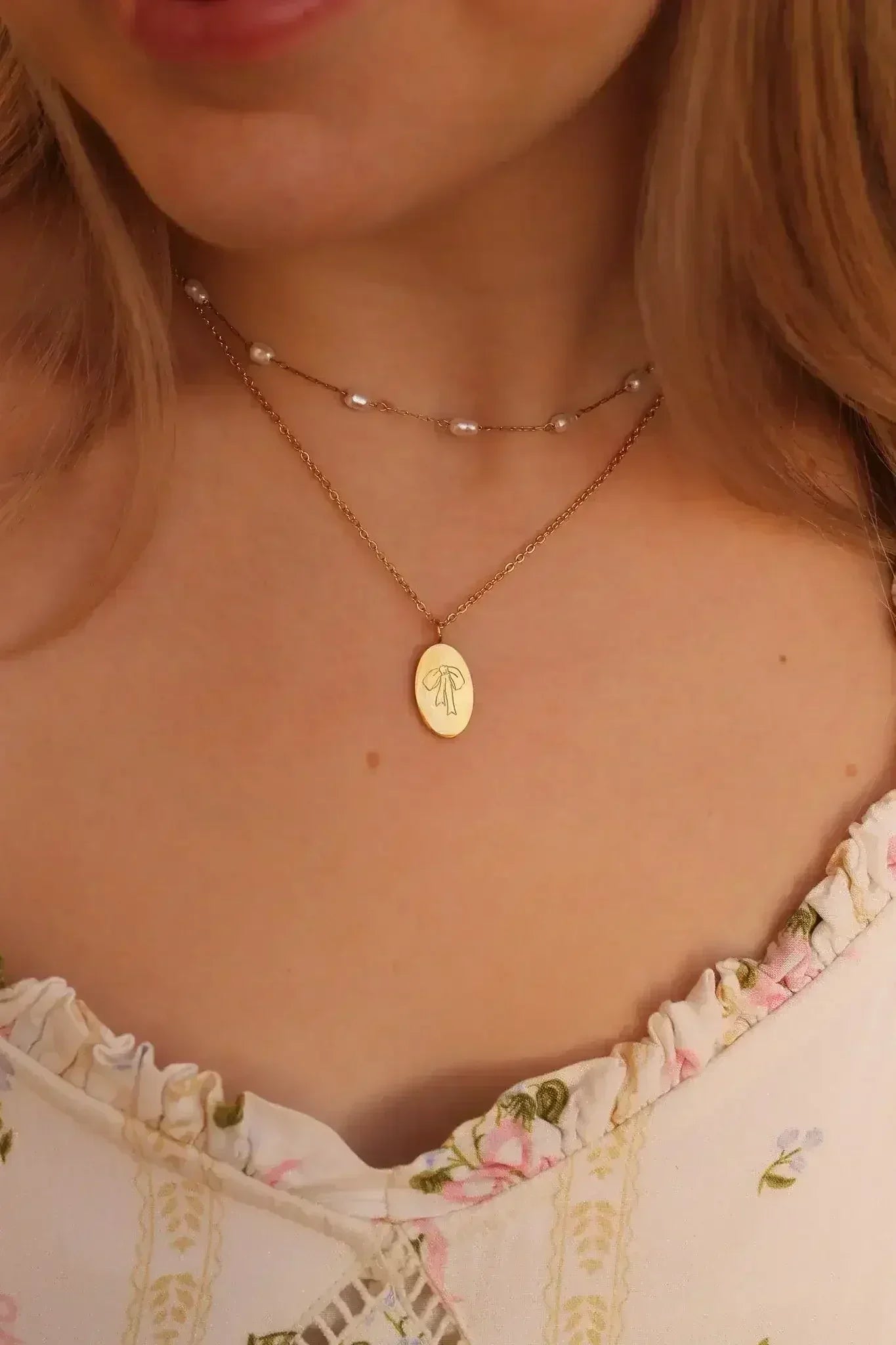 Bow Pendant Necklace - Femstylo