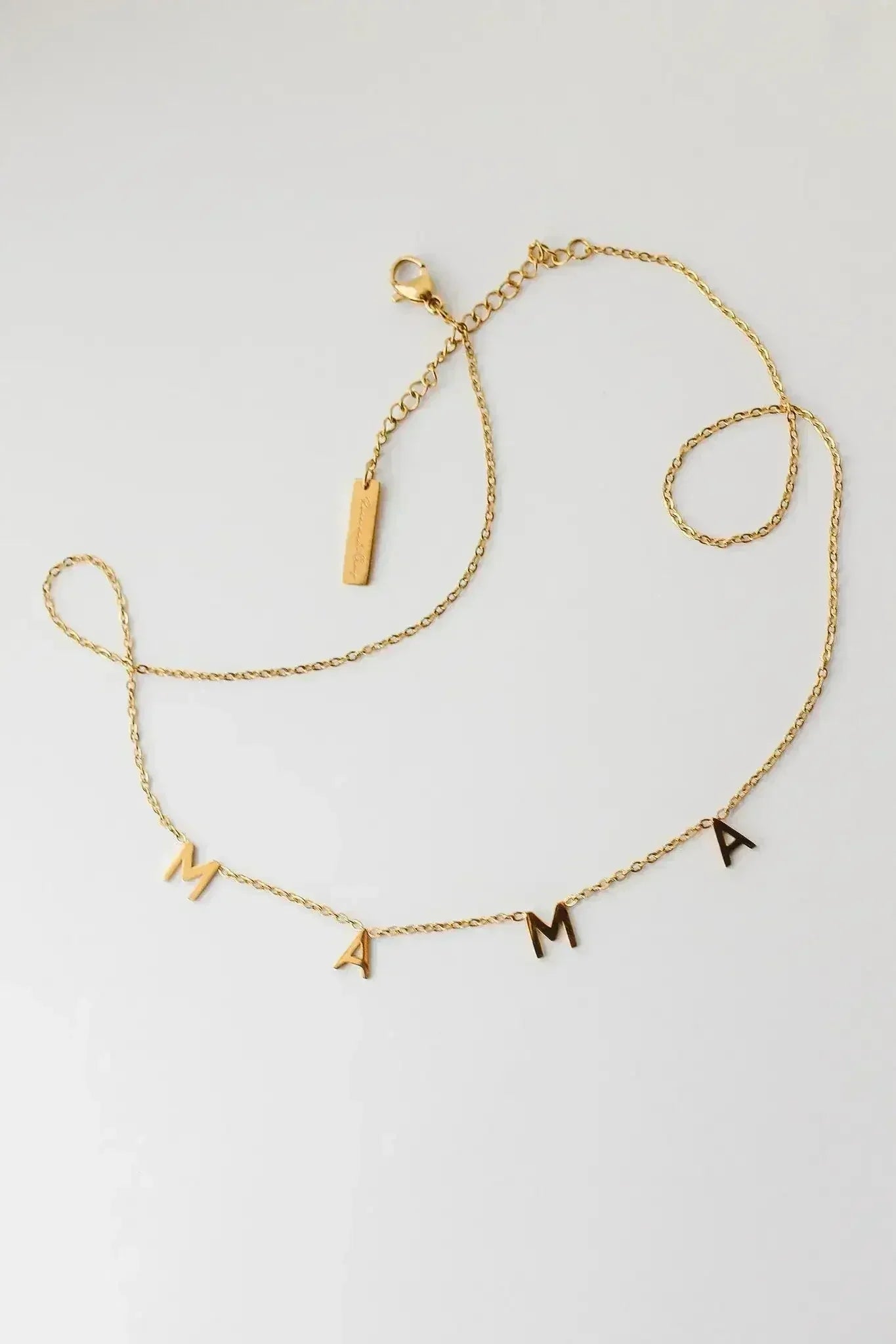 MAMA Necklace - Femstylo