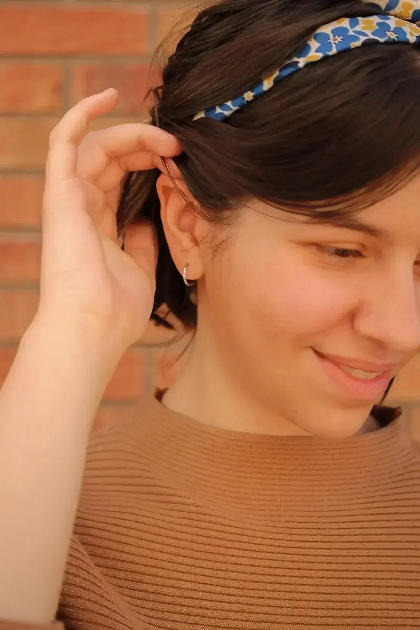 Micro Crystal Huggie Hoop - Femstylo