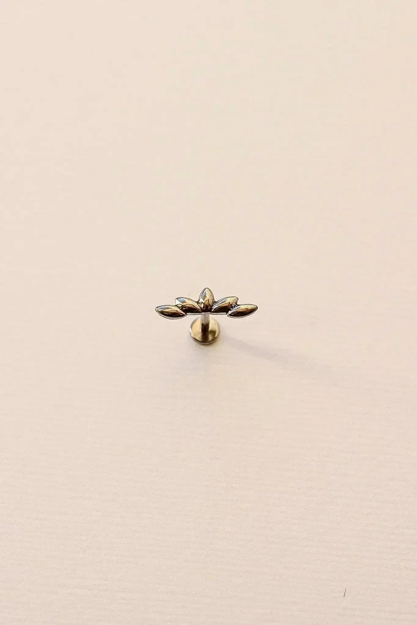 Camilla Flat Back Stud - Femstylo