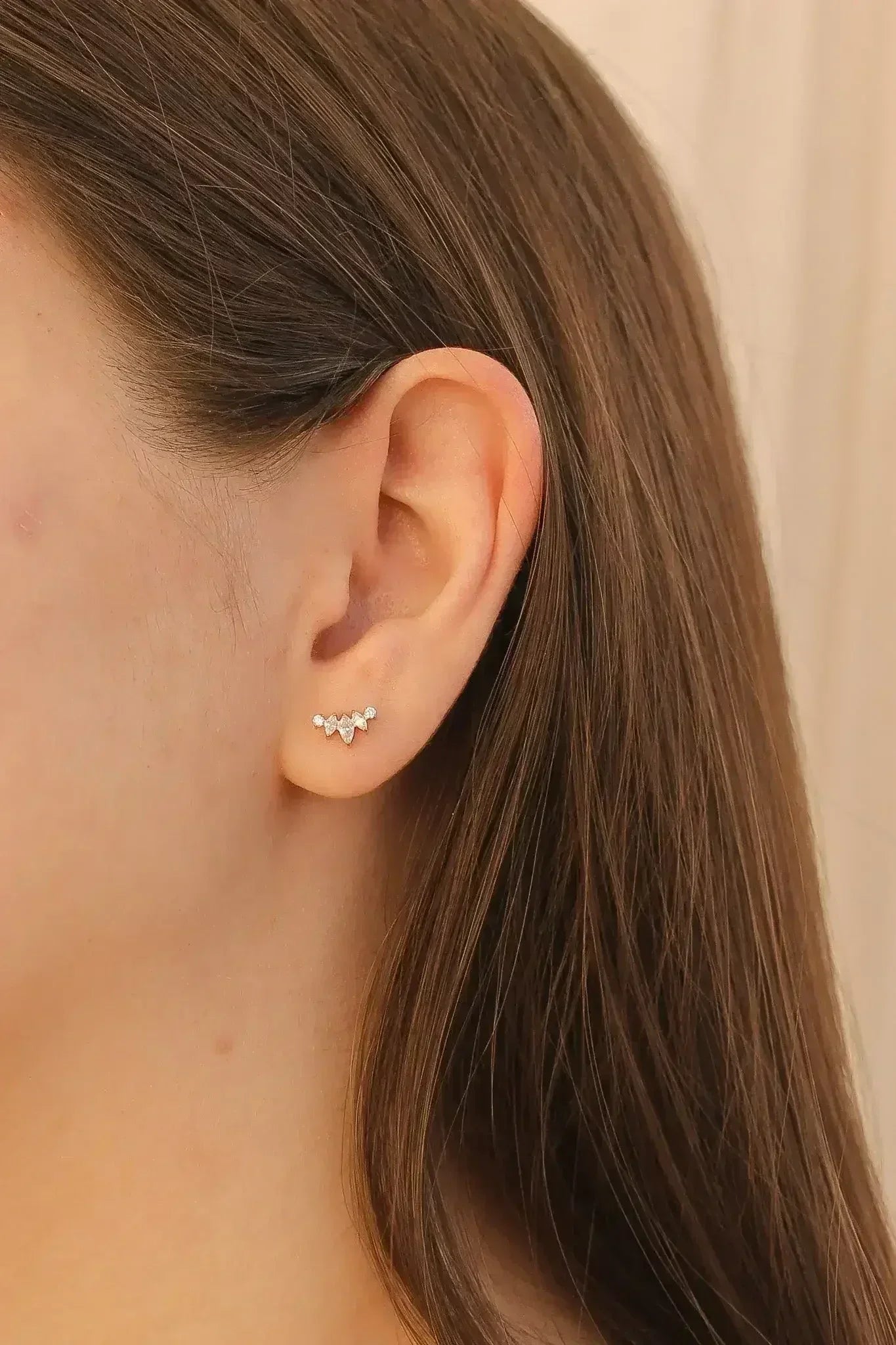 Tiara Flat Back Stud - Femstylo